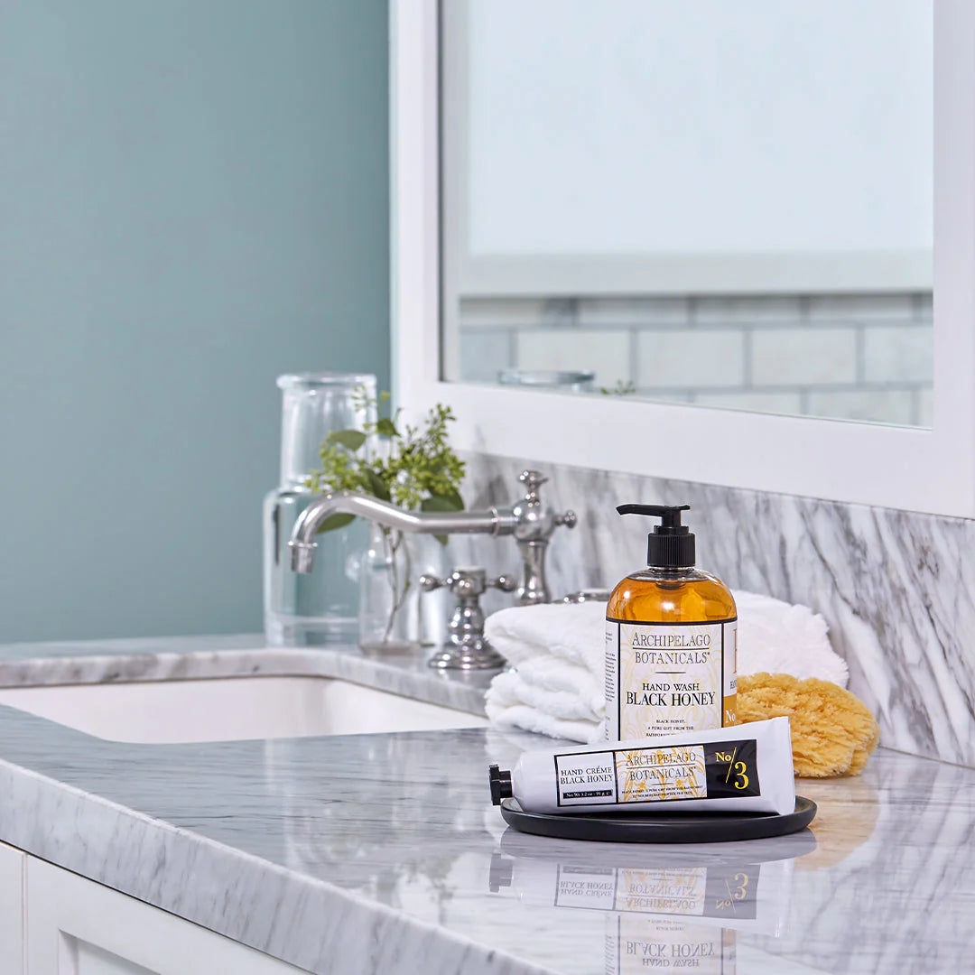 Black Honey 17 oz. Hand Wash